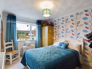 Bedroom- click for photo gallery